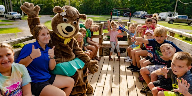 Jellystone Park Wagon Ride