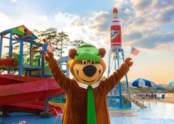 Yogi Bear at Jellystone in Pelahatchie, Mississippi