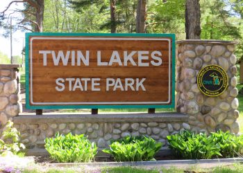 Twin Lakes State Park